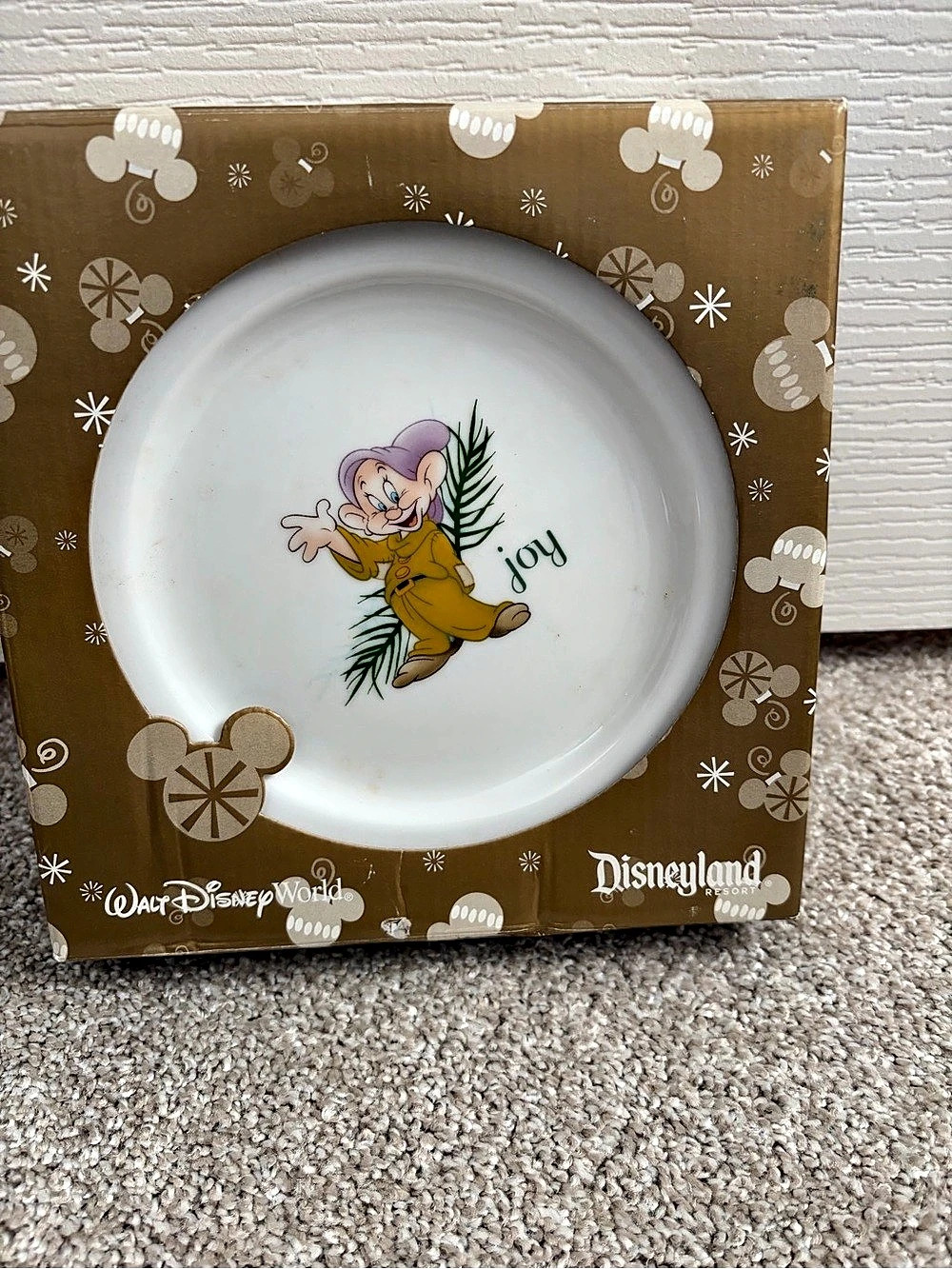 Walt Disney World Set of 4 Dessert Plates Disney Dessert Plate Set of 4